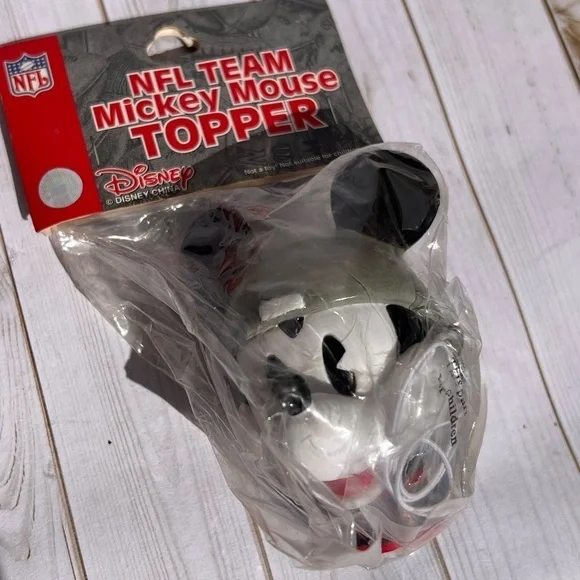 NWT NFL New England Patriots Mickey Mouse Topper - Picture 6 of 8